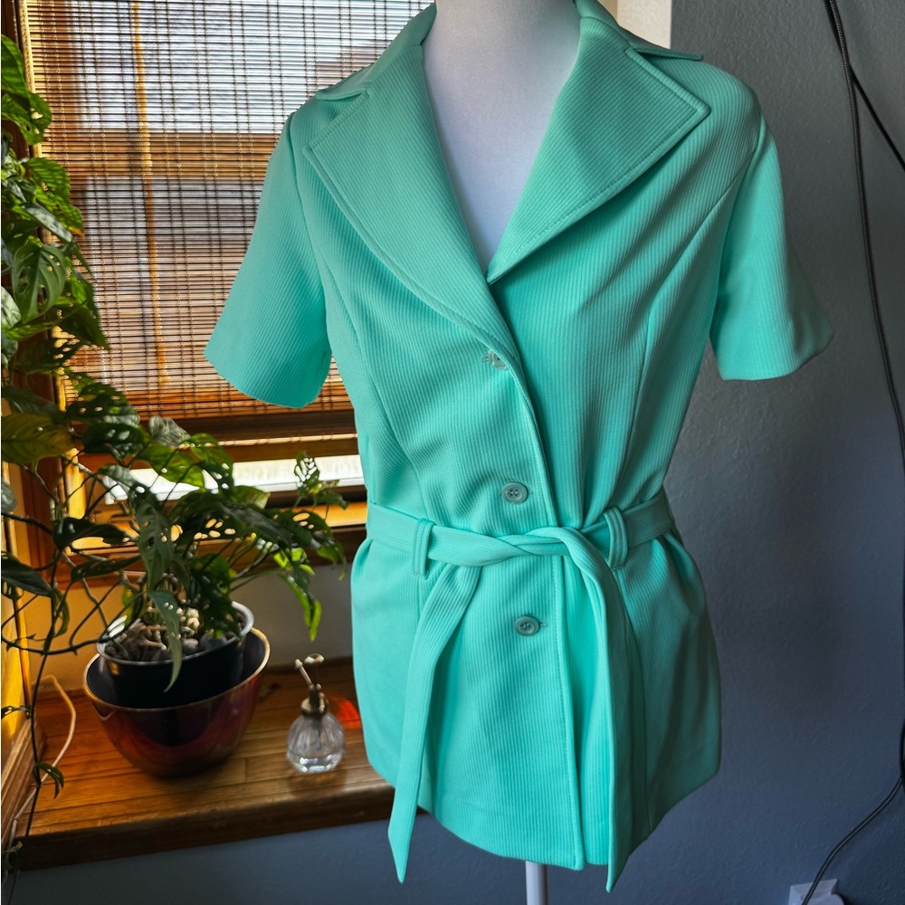 Turquoise 1970’s RETRO Graff California Wear Short Sleeved Shirt with Belt